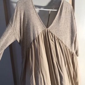 Half sleeve nude top.